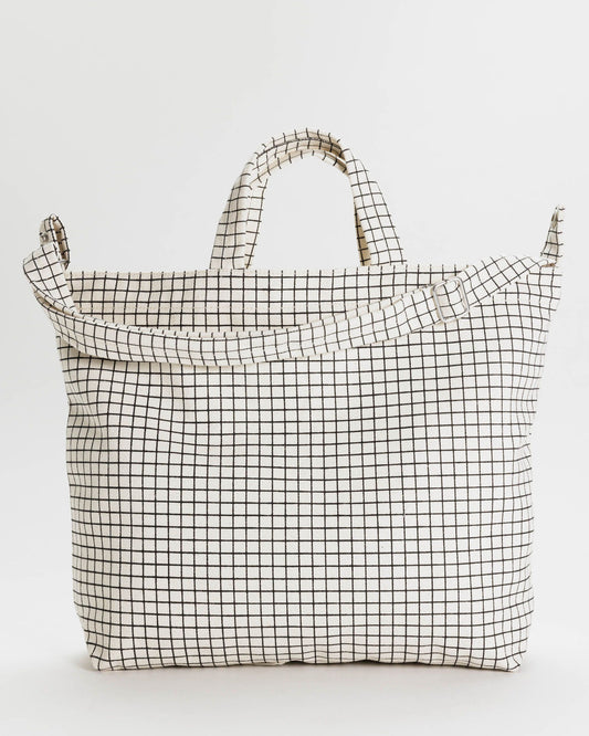 Horizontal Zip Duck Bag Natural Grid | Baggu Online