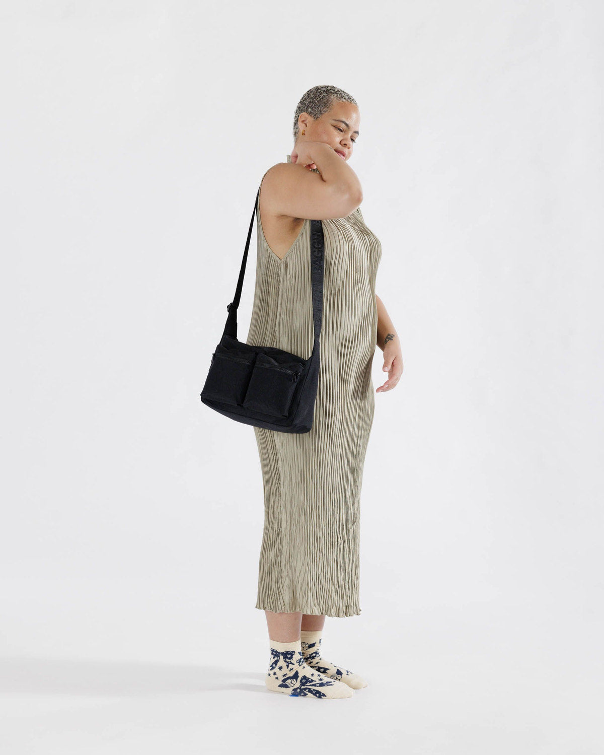 Medium Cargo Crossbody Black | Baggu On Sale