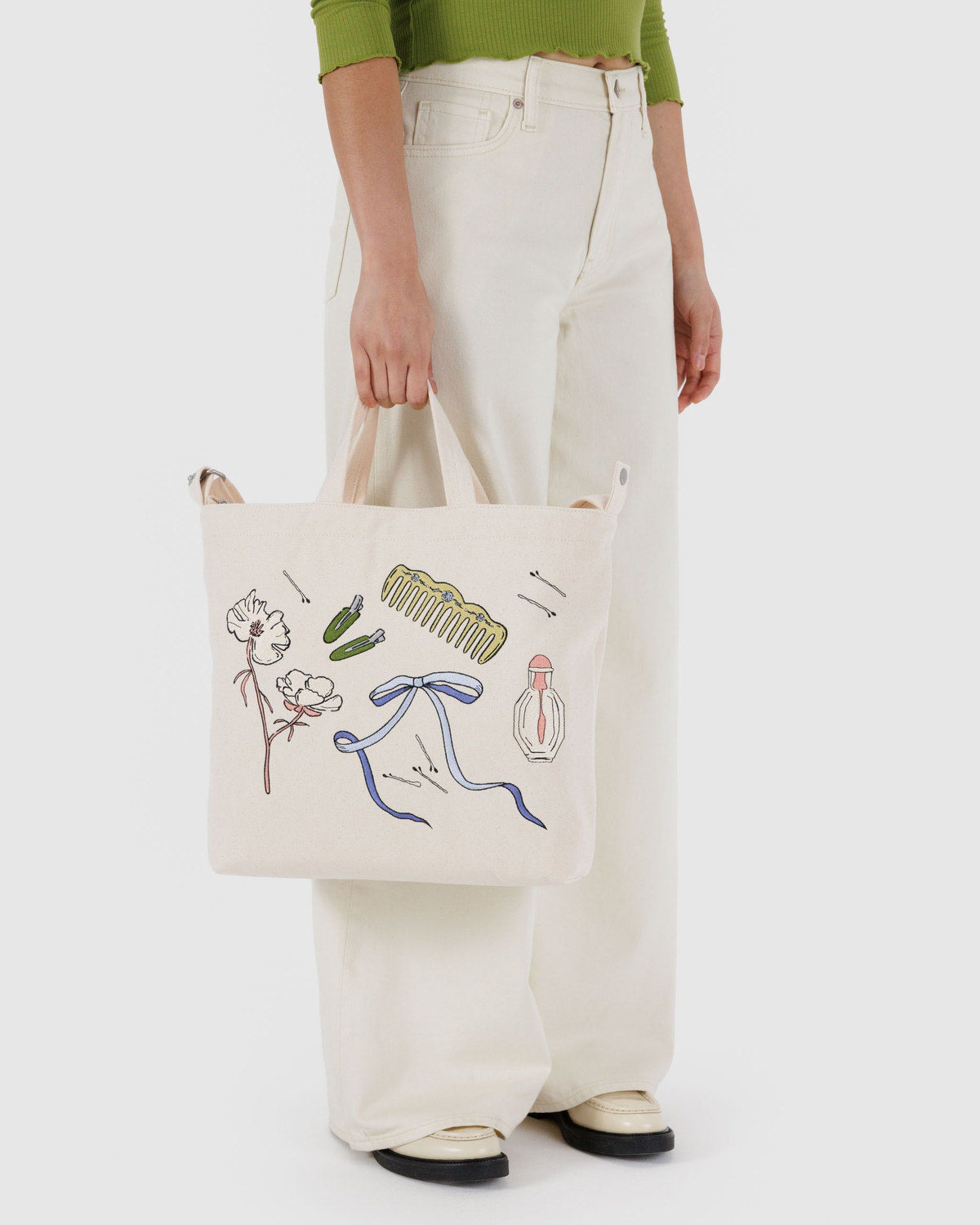 Horizontal Zip Duck Bag Embroidered Get Ready With Me | Baggu Sale