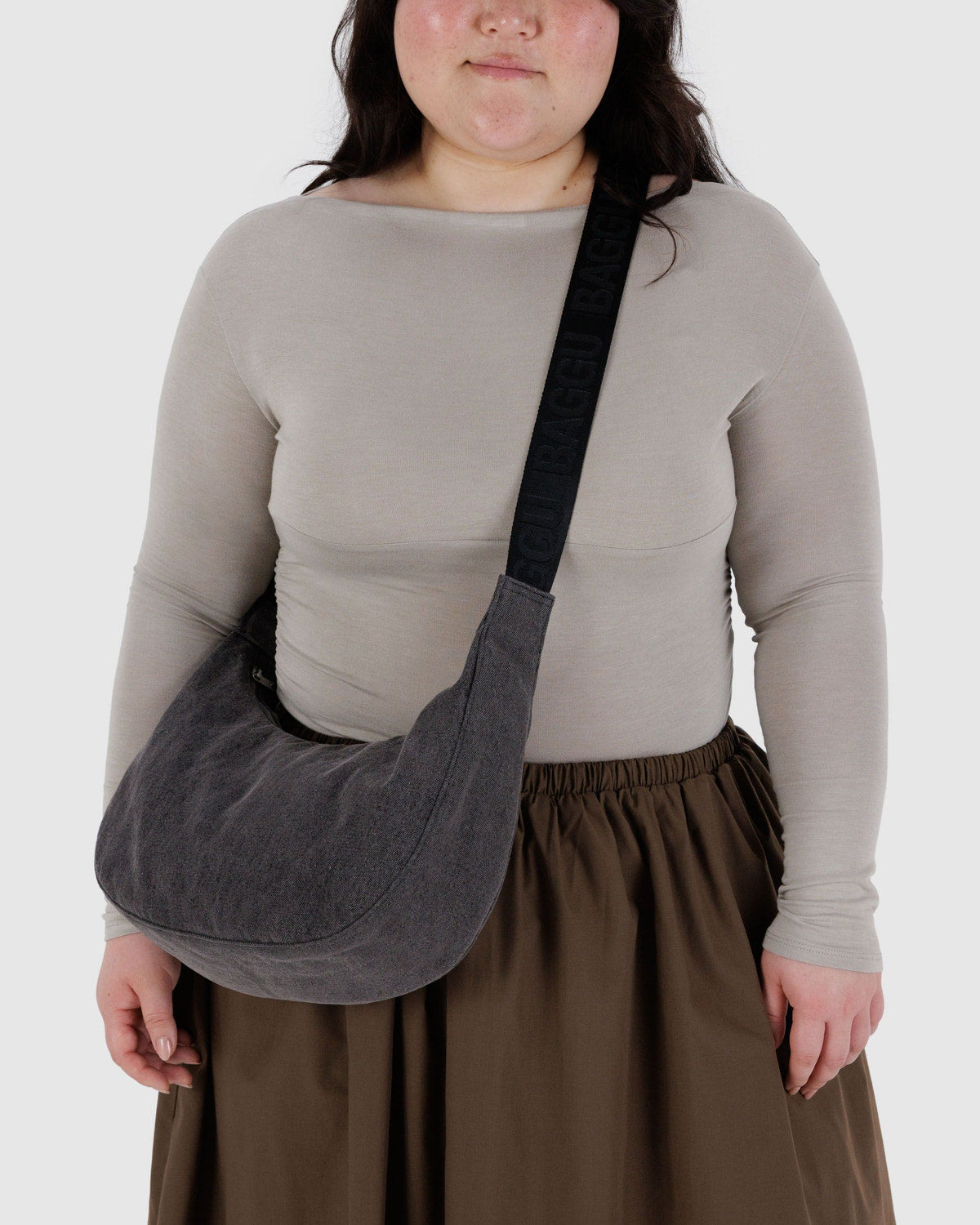 Medium Denim Crescent Bag Washed Black Denim | Baggu Sale
