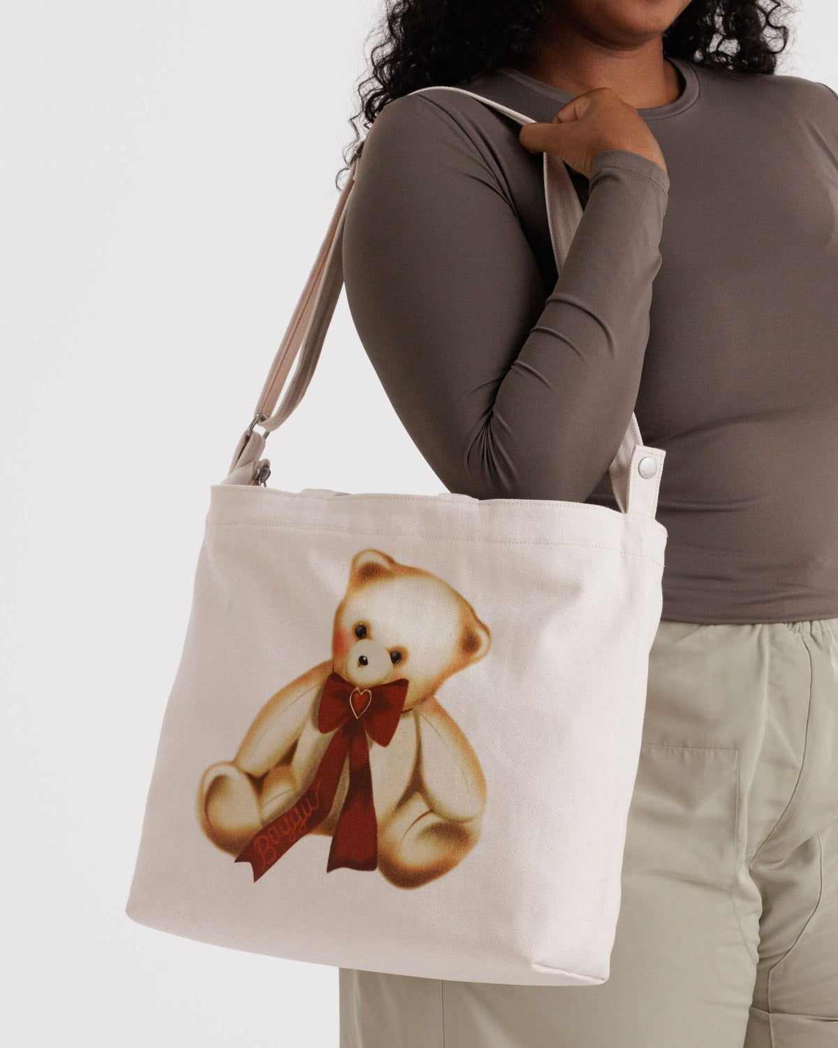 Horizontal Zip Duck Bag Teddy Bear | Baggu Sale