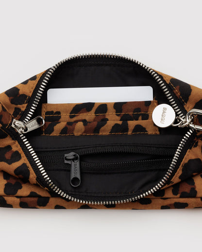 Nylon Pochette Leopard | Baggu Outlets