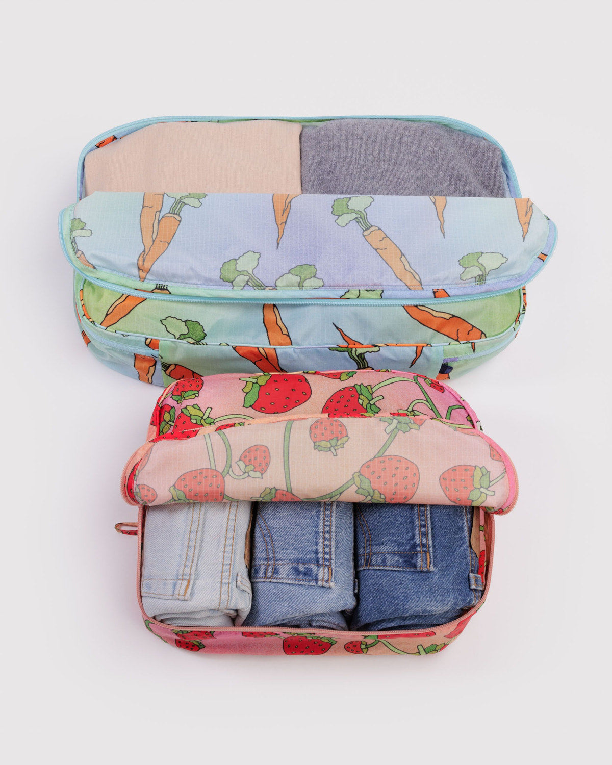 Large Packing Cube Set Carrots & Berries | Baggu Online