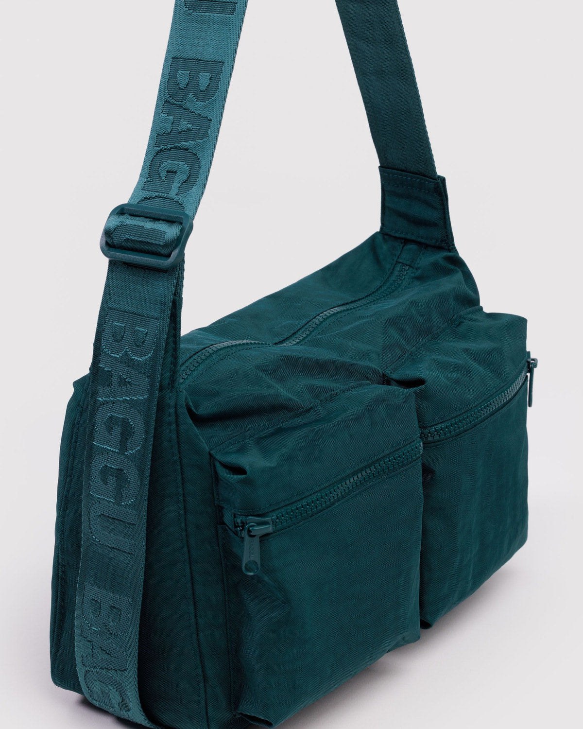 Medium Cargo Crossbody Deep Sea | Baggu Online