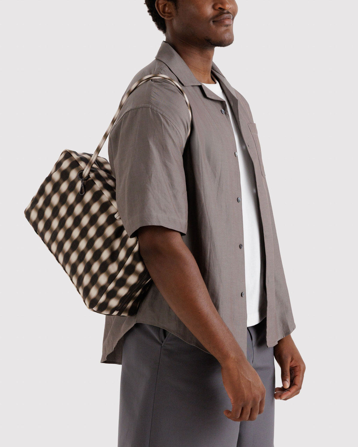 Medium Nylon Bowler Bag Blurred Gingham Brown | Baggu Outlets