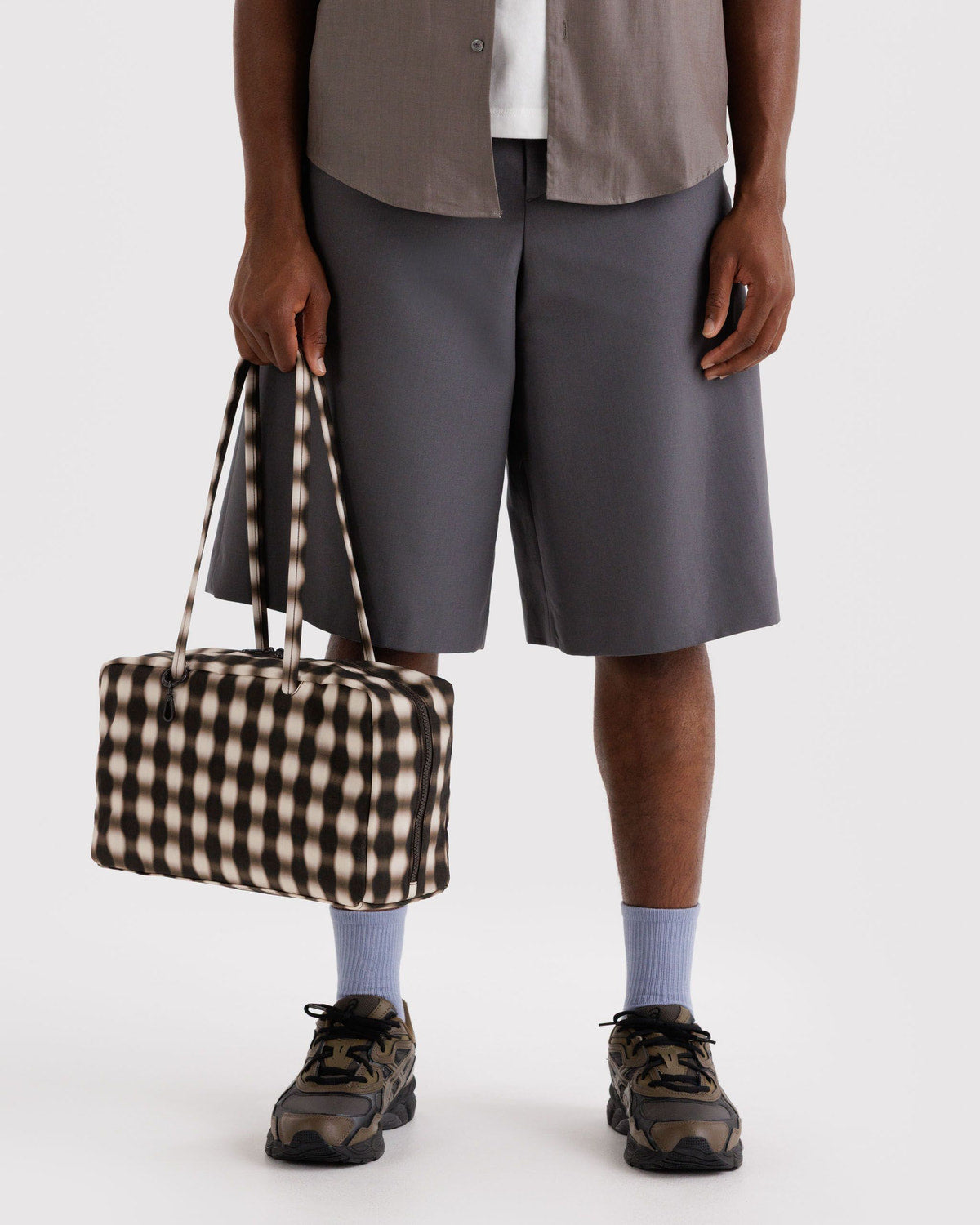 Medium Nylon Bowler Bag Blurred Gingham Brown | Baggu Outlets