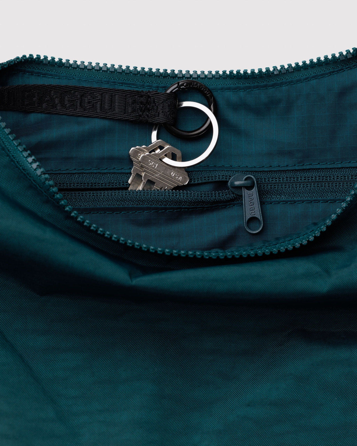 Medium Nylon Crescent Bag Deep Sea | Baggu On Sale