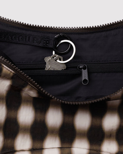 Medium Nylon Crescent Bag Blurred Gingham Brown | Baggu Outlets