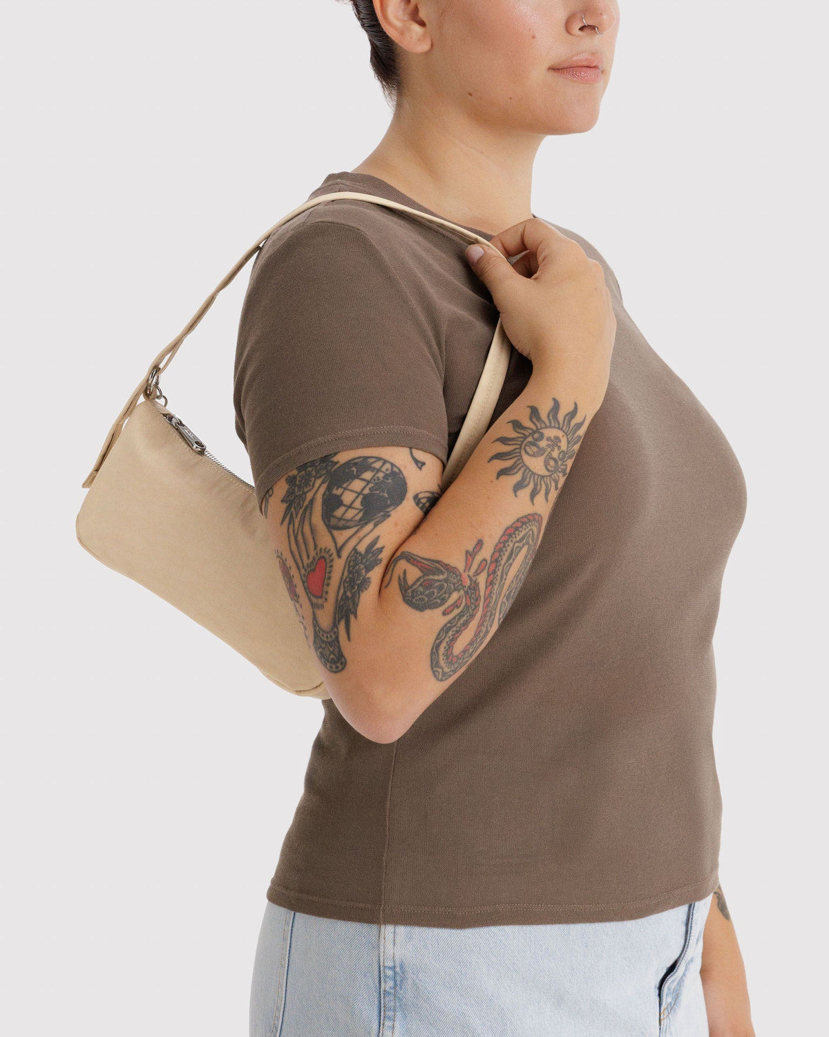 Nylon Pochette Custard | Baggu Outlets