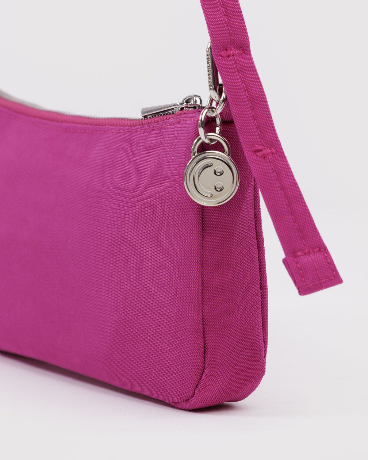 Nylon Pochette Deep Fuchsia | Baggu On Sale