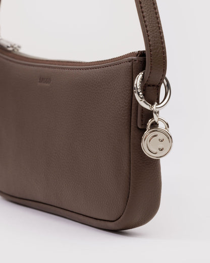 Recycled Leather Pochette Brown | Baggu Sale