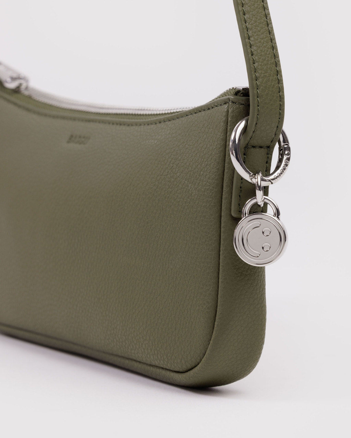 Recycled Leather Pochette Loden | Baggu Online Store