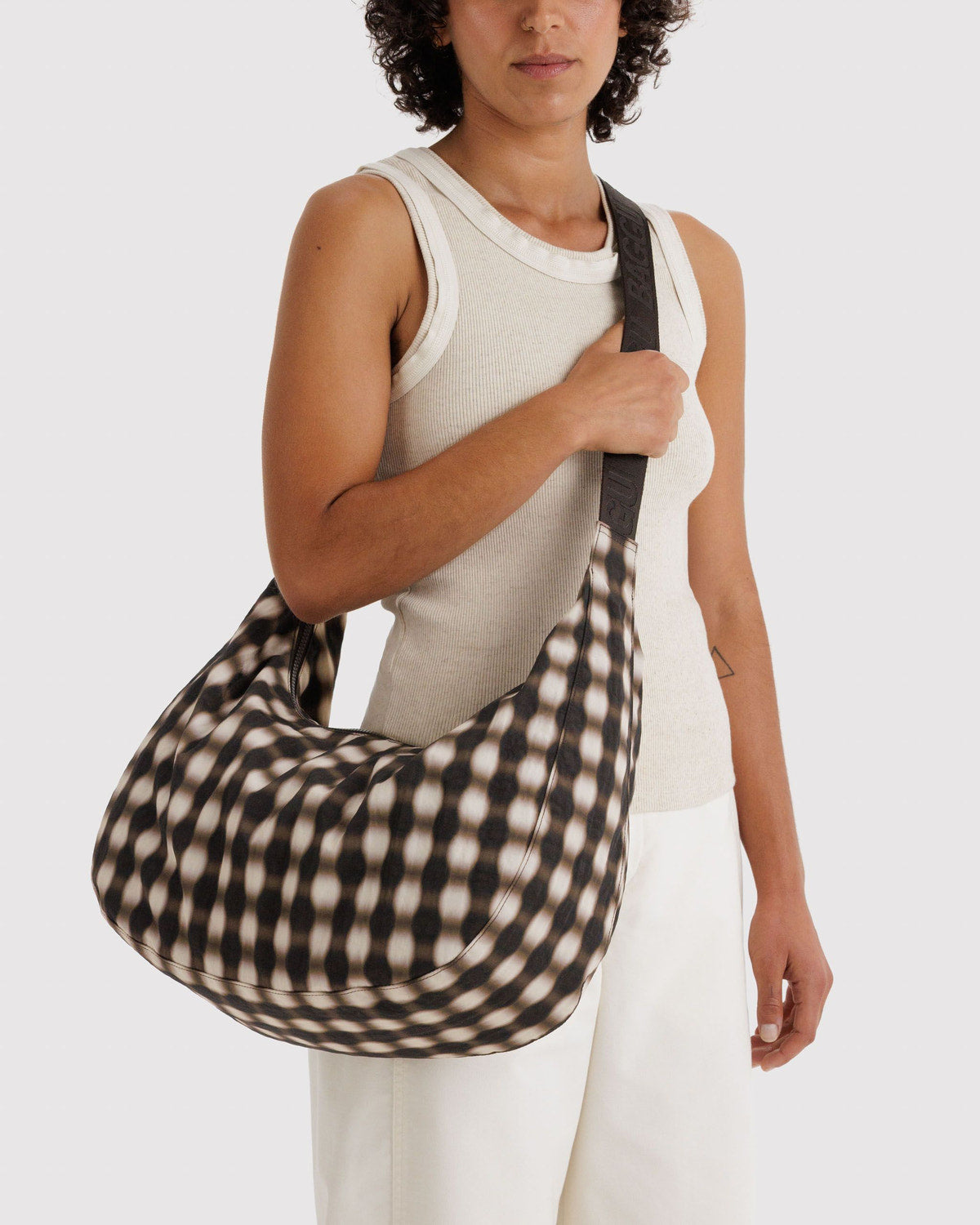Large Nylon Crescent Bag Blurred Gingham Brown | Baggu Online Store