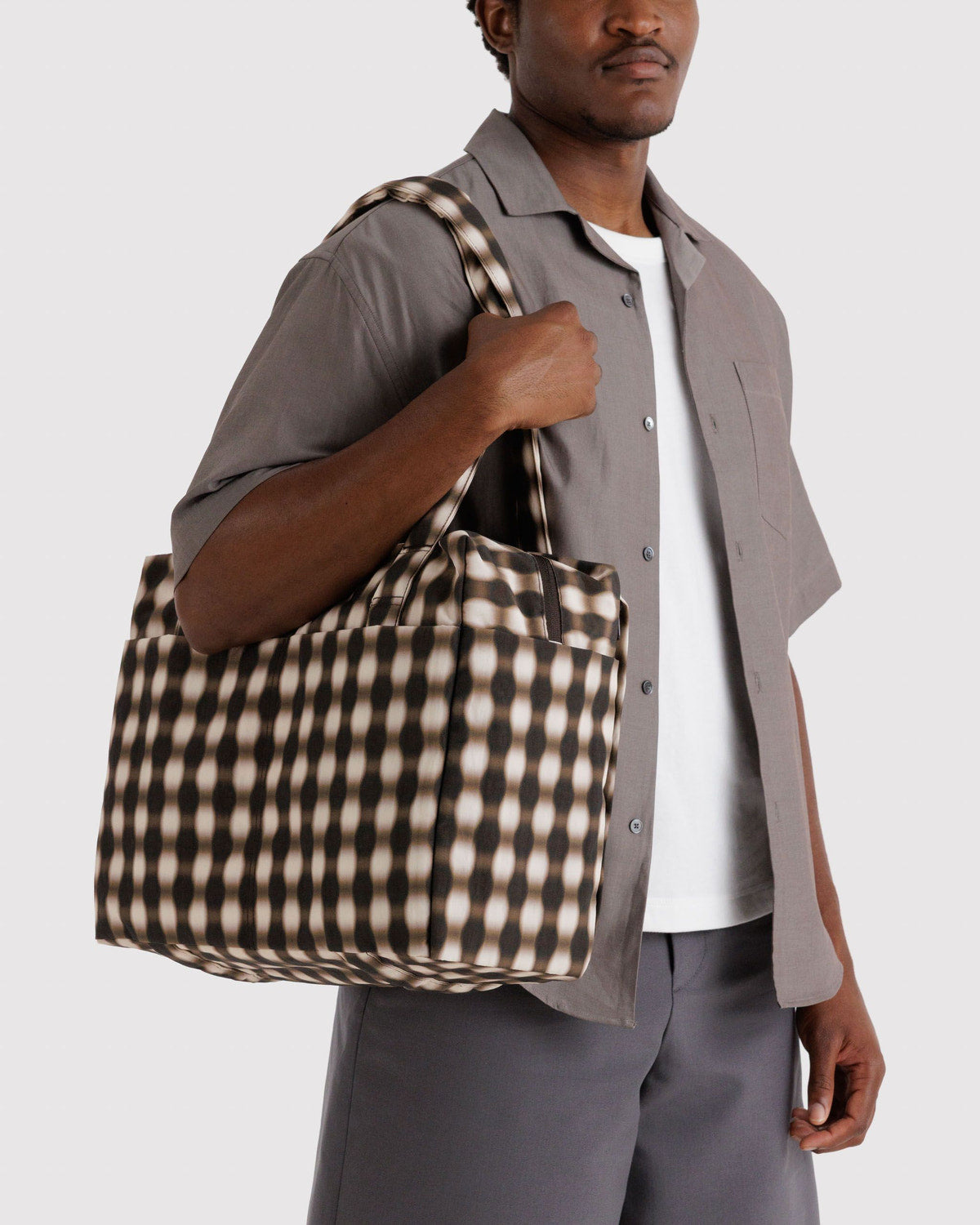 Small Cloud Carry-On Blurred Gingham Brown | Baggu Discount