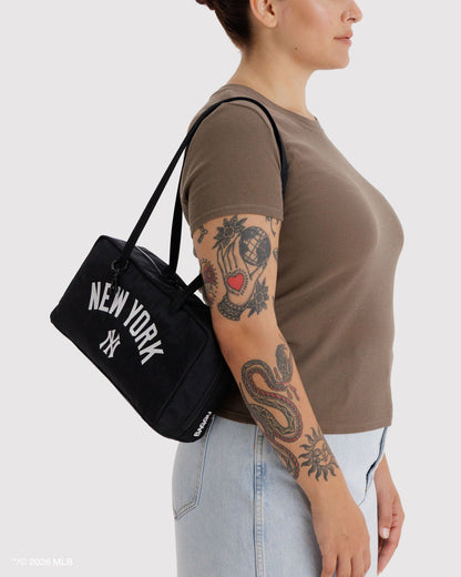 Nylon Bowler Bag New York Yankees™ | Baggu Outlets
