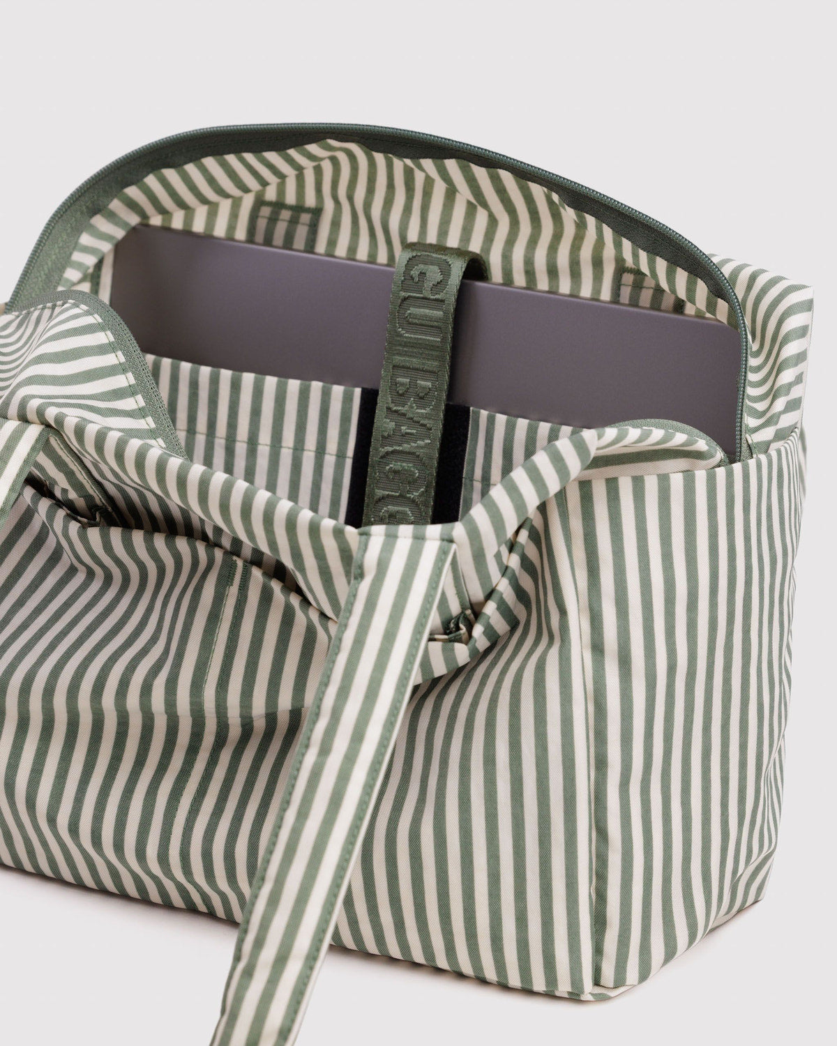 Everyday Cloud Bag Sage Stripe | Baggu Outlets