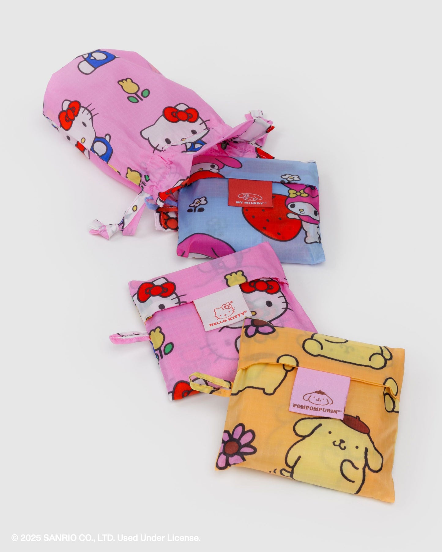 Hello Kitty and Friends Florals,os