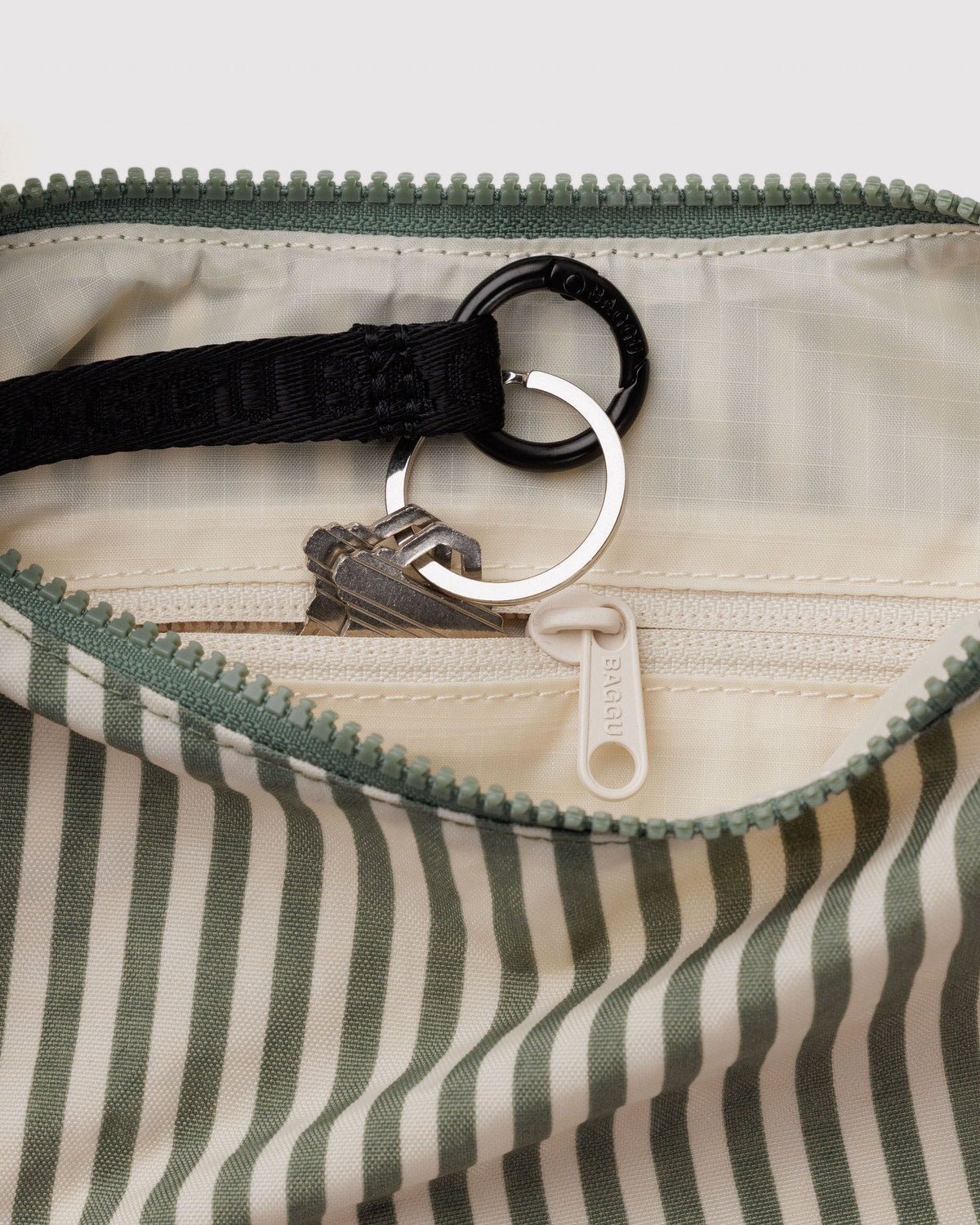 Small Nylon Crescent Bag Sage Stripe | Baggu Outlets
